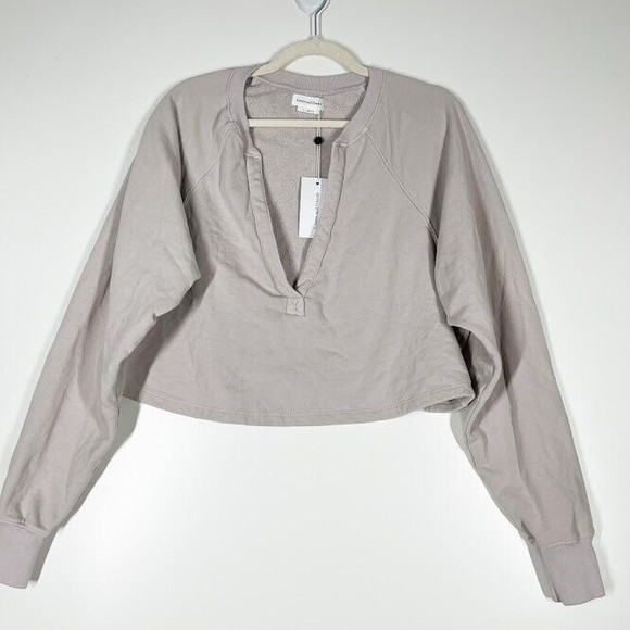 Lovers +‎ Friends Womens Tan Deep V Neck Pullover Cropped Sweatshirt Size XS NWT - Picture 2 of 12